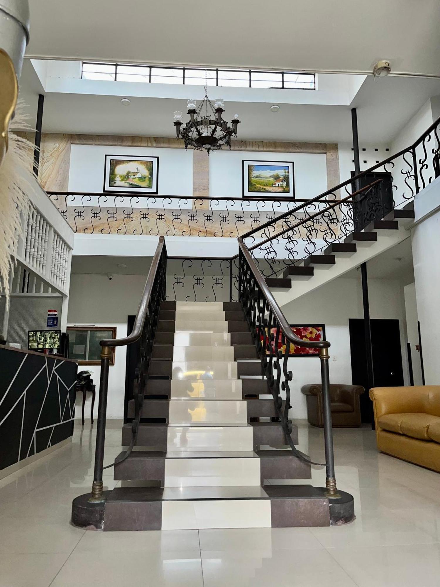 Hotel Colonial Plaza Букараманґа Екстер'єр фото