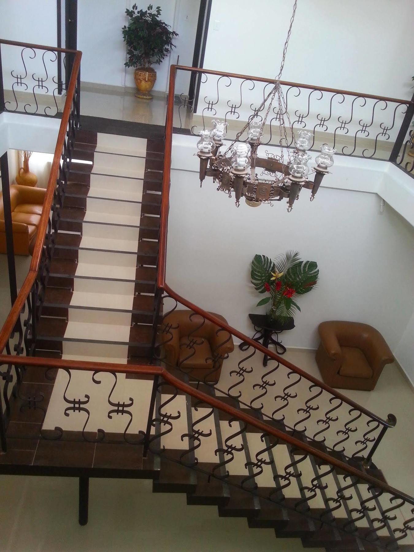 Hotel Colonial Plaza Букараманґа Екстер'єр фото